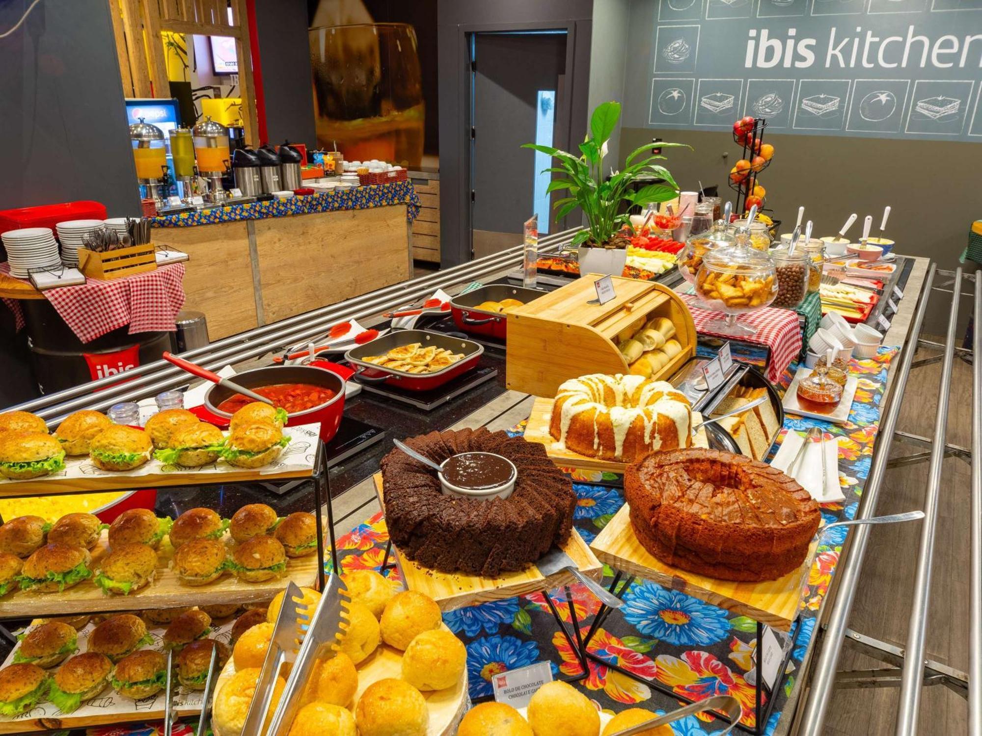 Ibis Manaus Aeroporto Hotell Exteriör bild