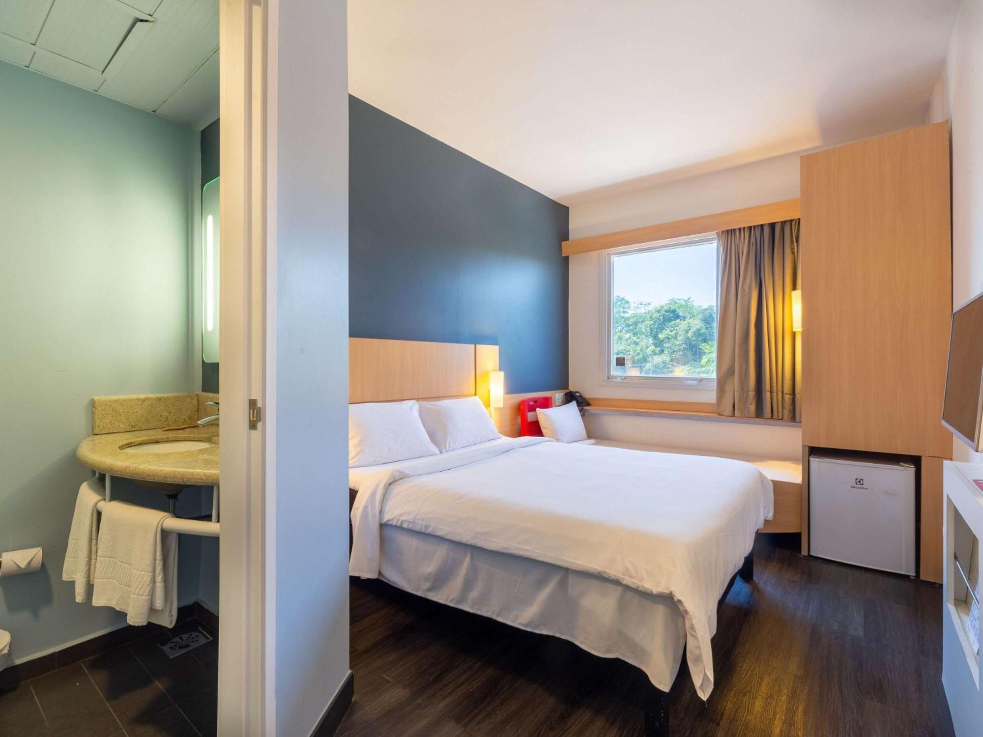 Ibis Manaus Aeroporto Hotell Exteriör bild