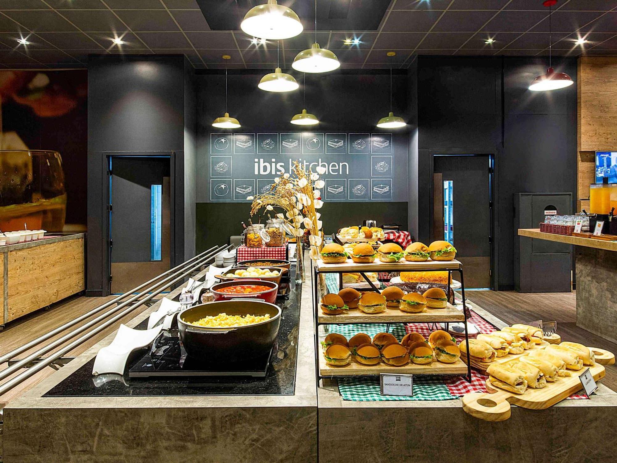Ibis Manaus Aeroporto Hotell Exteriör bild